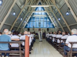 04. Chegada na Escola e Missa
