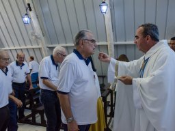 40. Chegada na Escola e Missa