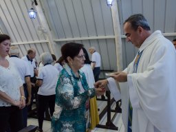 42. Chegada na Escola e Missa 