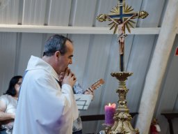 79. Chegada na Escola e Missa