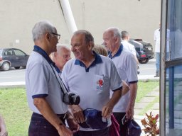 85. Chegada na Escola e Missa