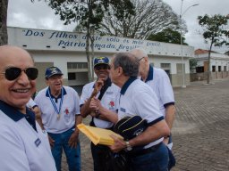 105. Chegada na Escola e Missa